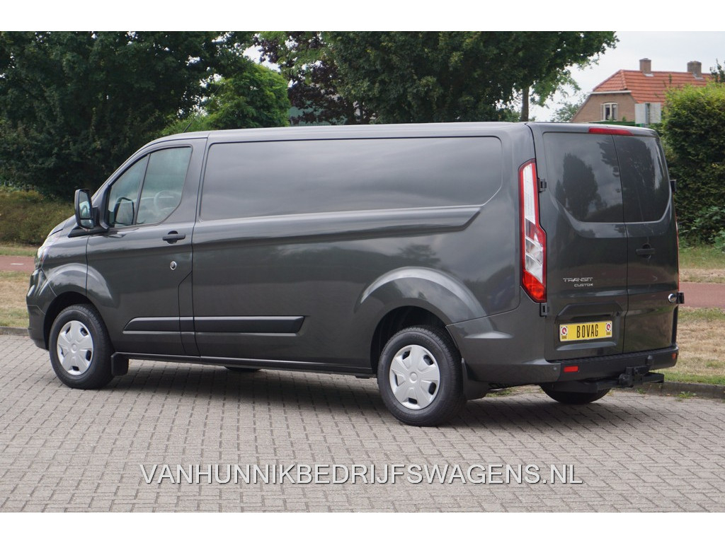 33992100-ford-transit-custom-3