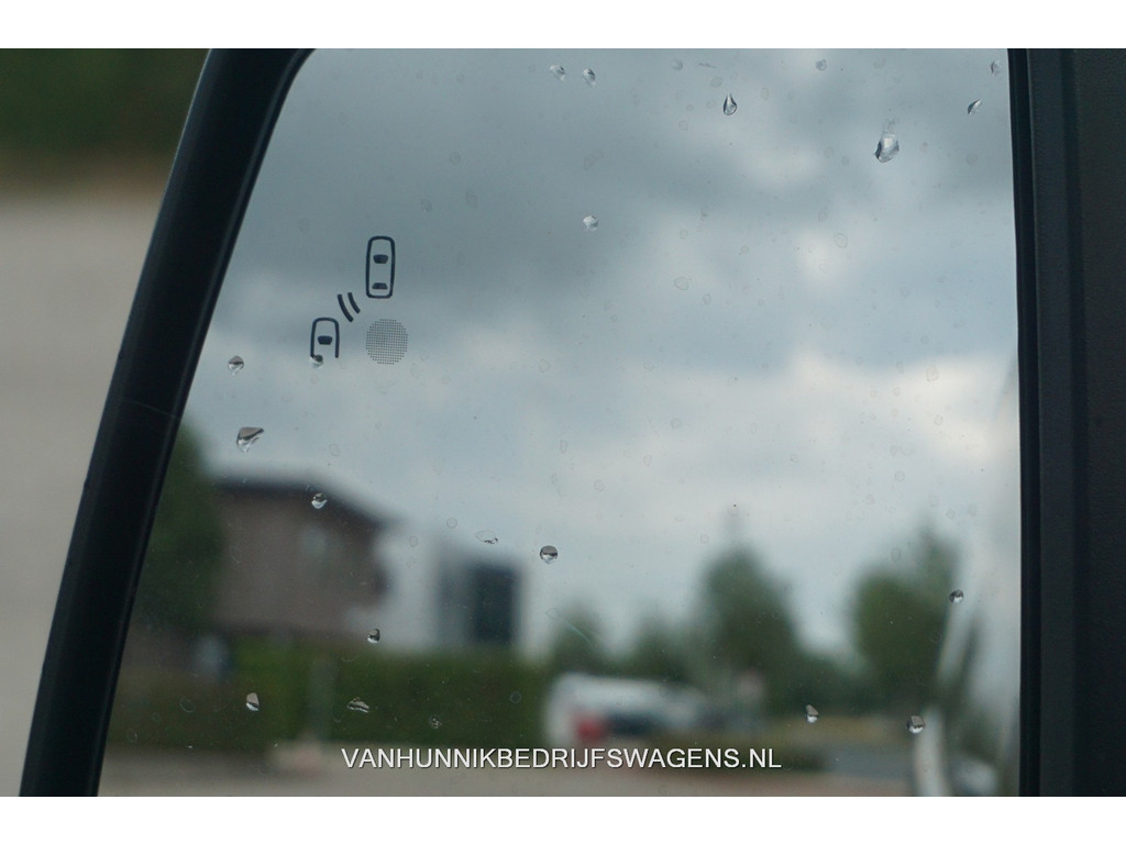 34752967-ford-transit-custom-20