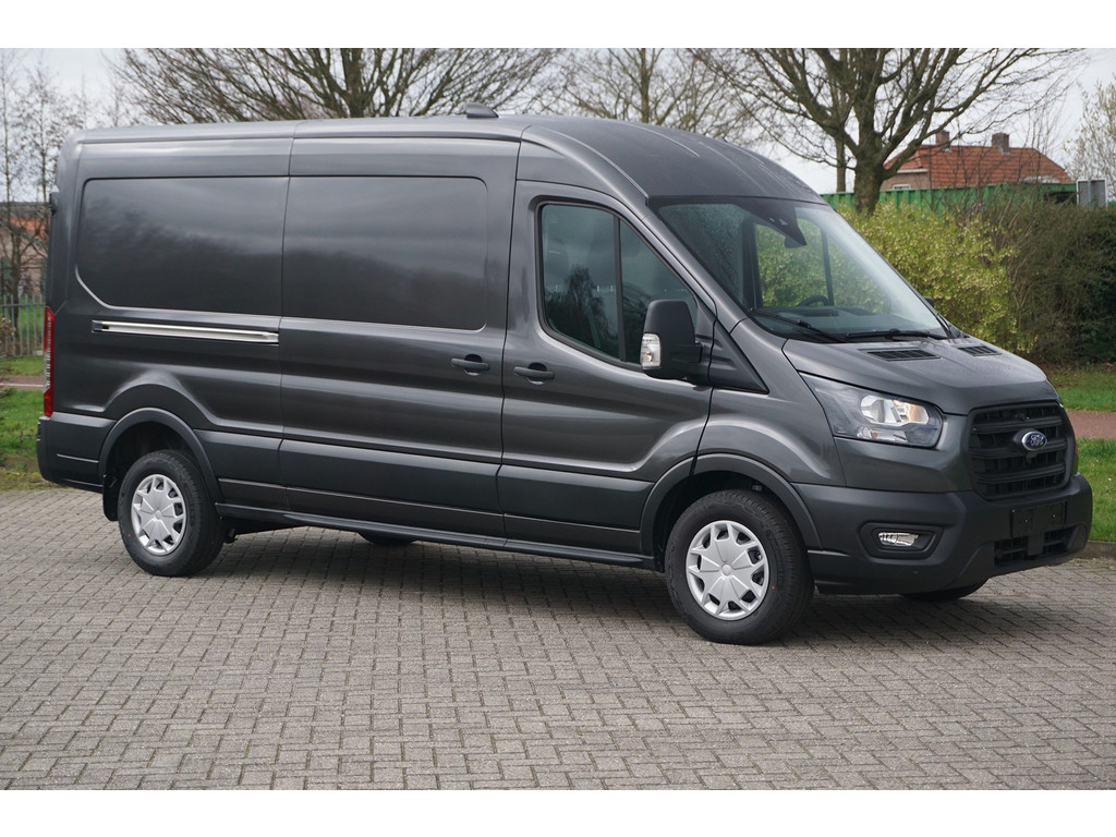 37191044-ford-transit-4