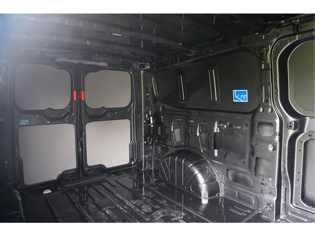 37400227-ford-transit-custom-8