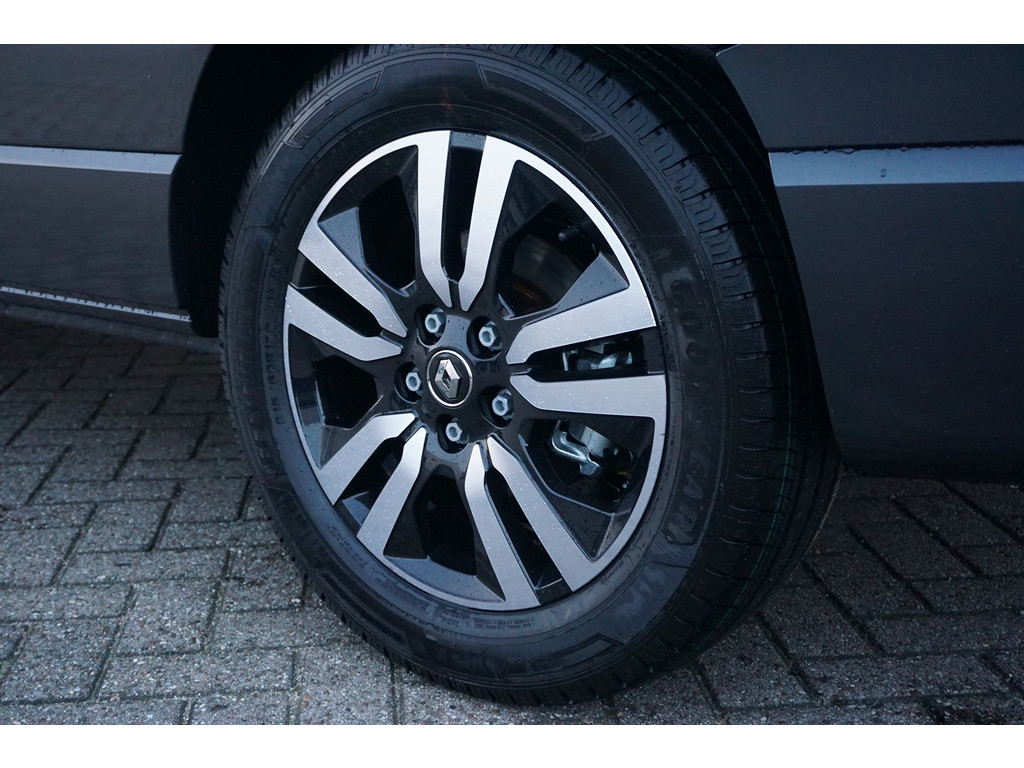 37926202-renault-trafic-7