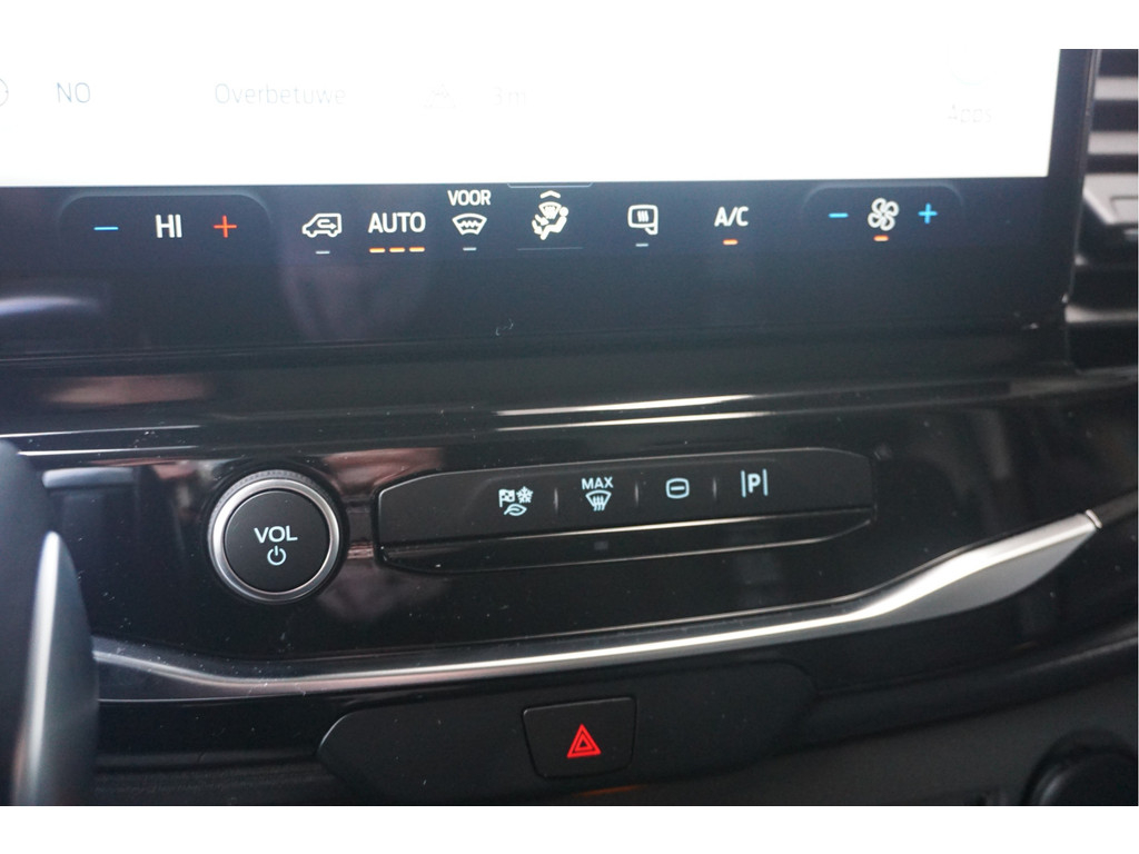 39482715-ford-transit-12