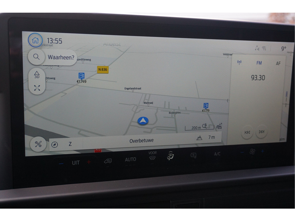 39497895-ford-transit-custom-10