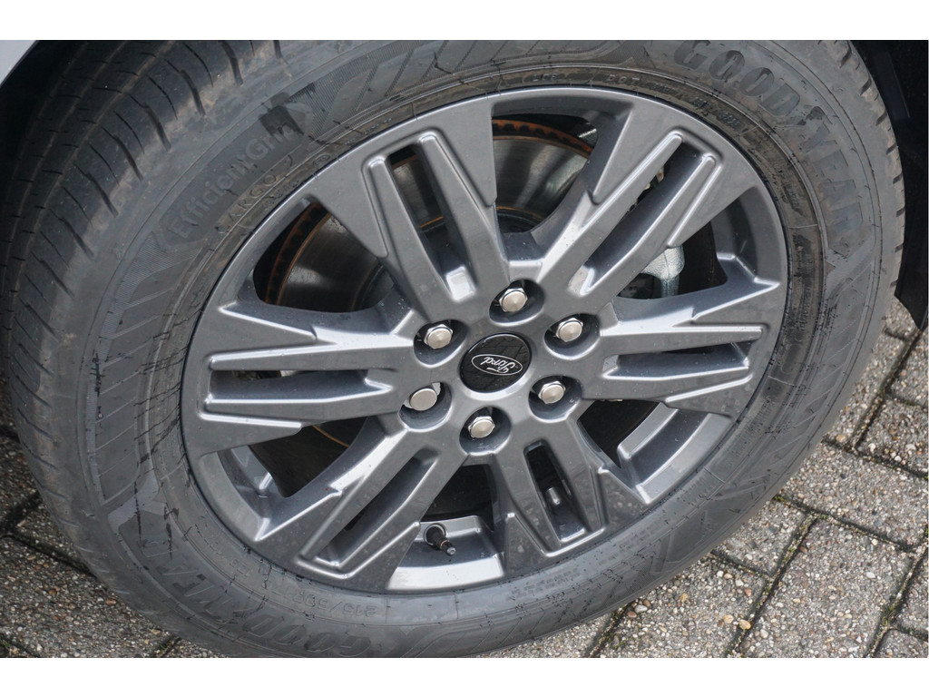 40663347-ford-transit-custom-21