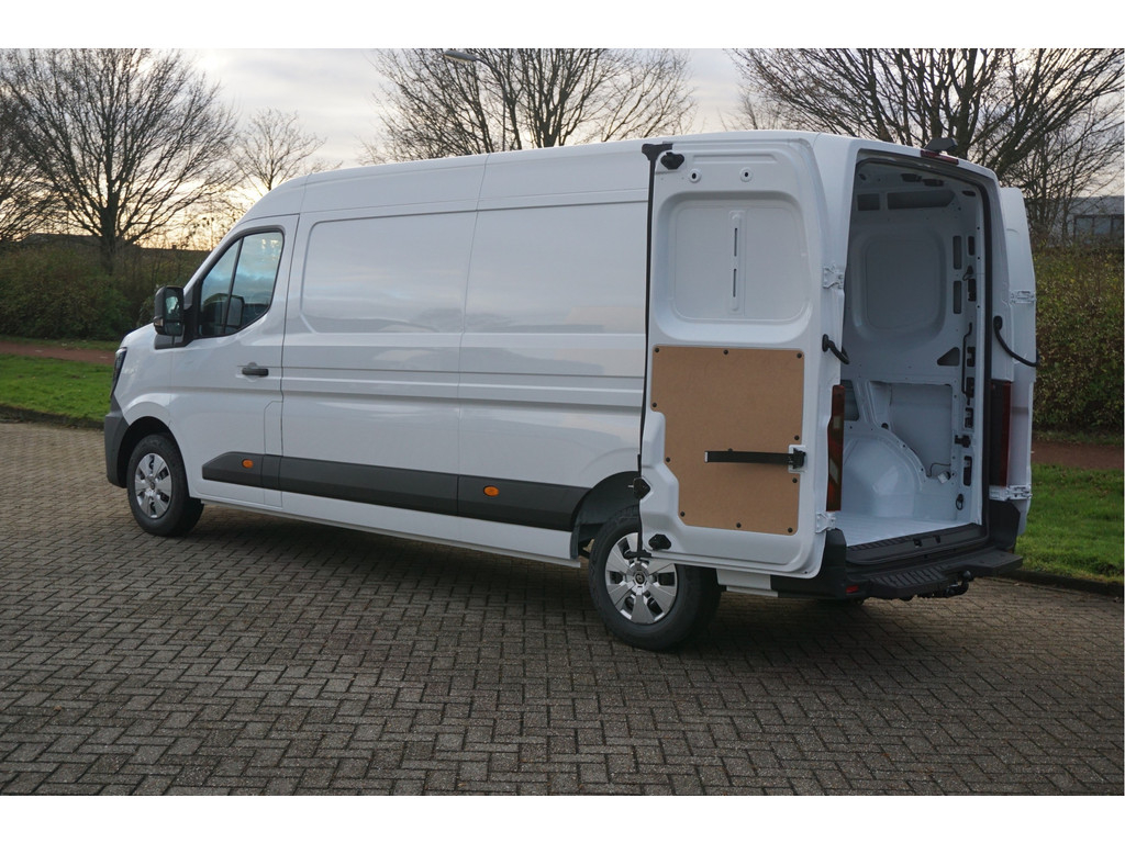 41226630-renault-master-4
