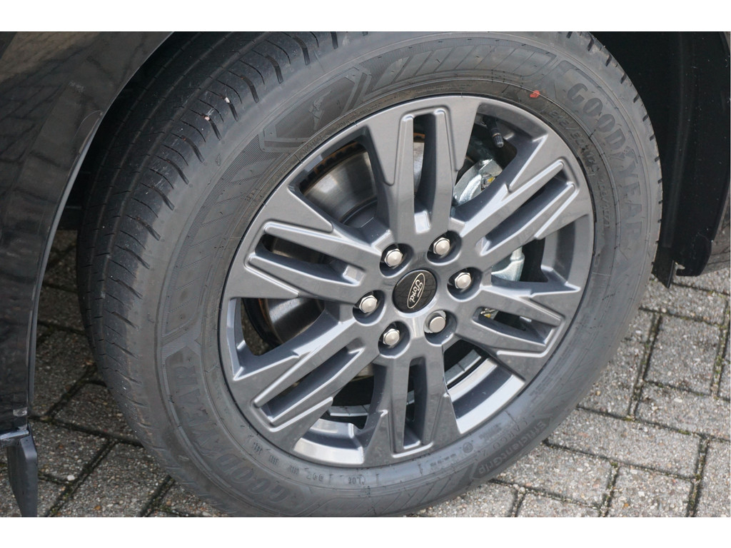 41262211-ford-transit-custom-22