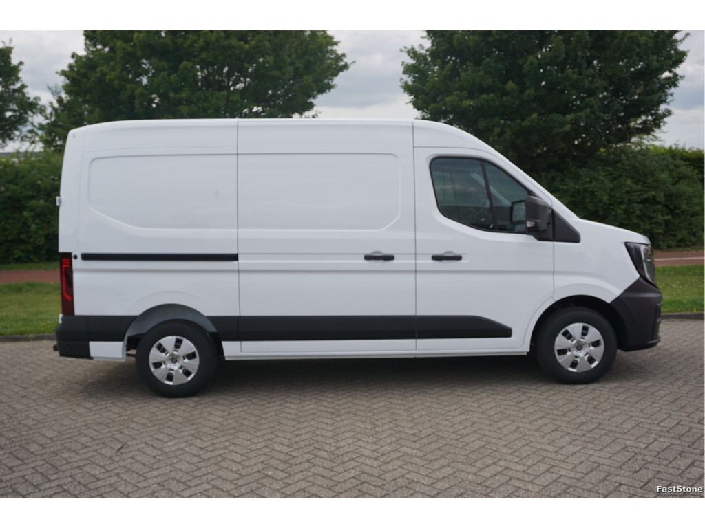 41434784-renault-master-5