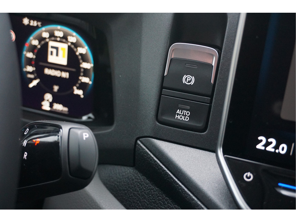 41832471-volkswagen-crafter-17