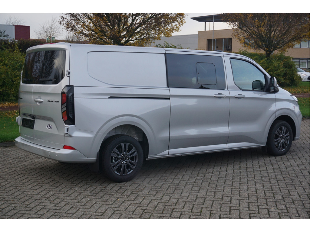 41944395-ford-transit-custom-4