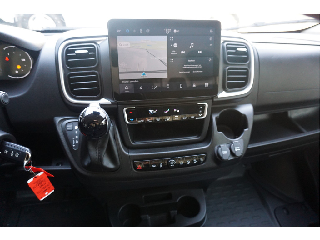 42129001-citroen-jumper-11