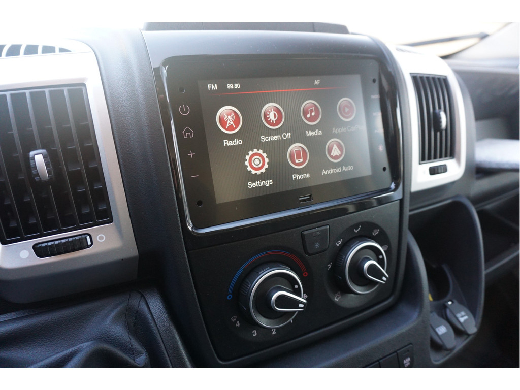 42312161-citroen-jumper-12