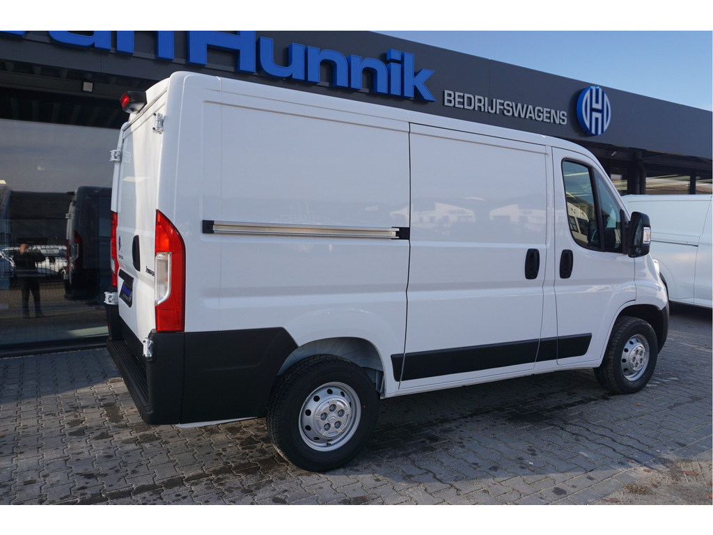 42312161-citroen-jumper-4