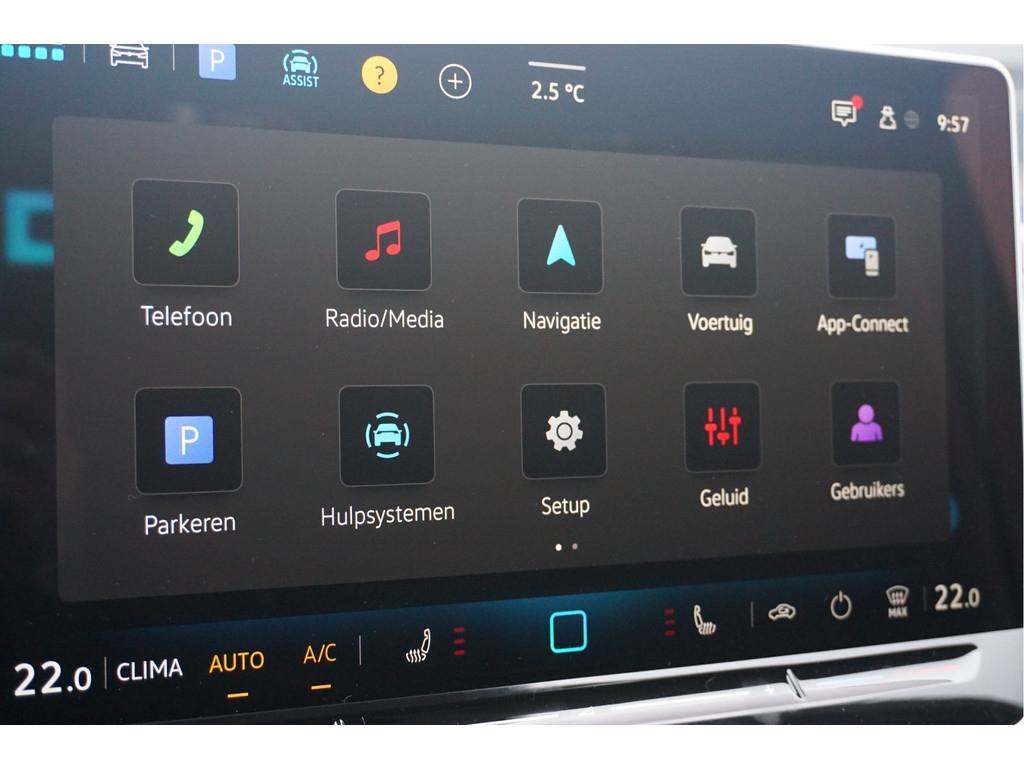 42672022-volkswagen-crafter-13