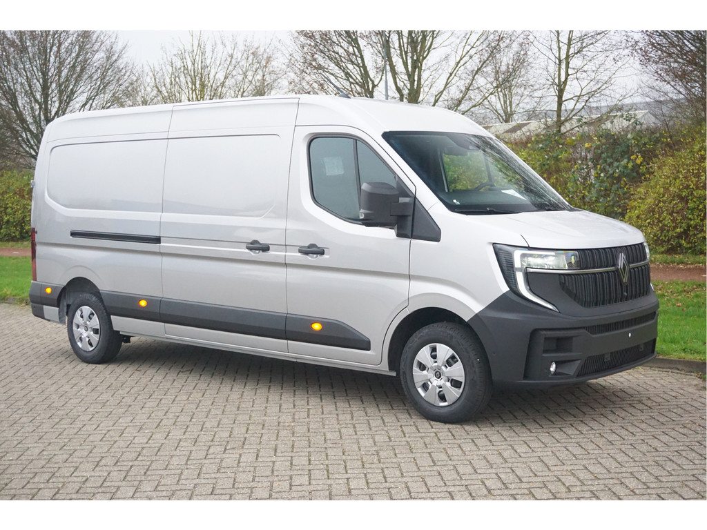 42771615-renault-master-4