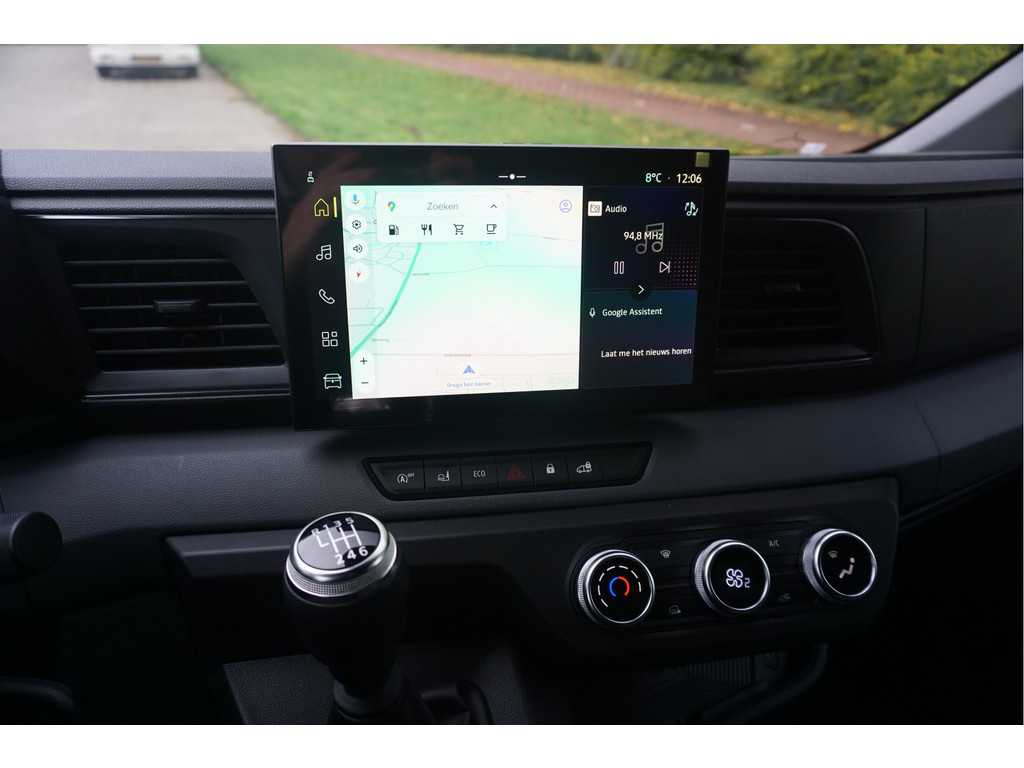 43184491-renault-master-12