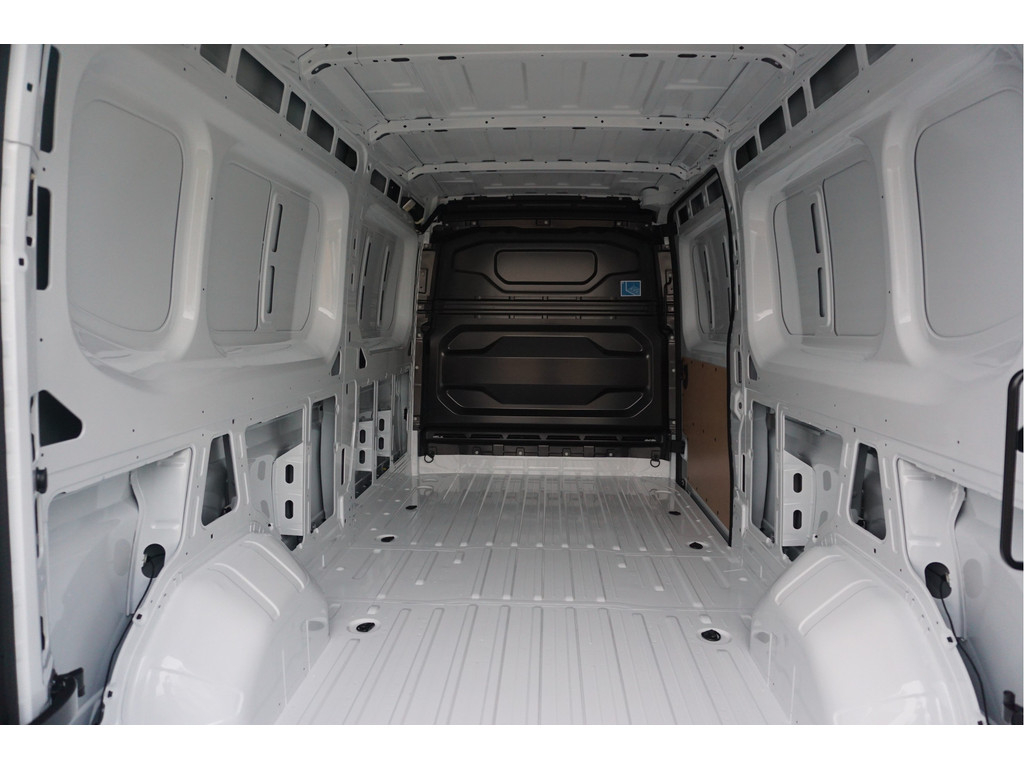 43616565-renault-master-7