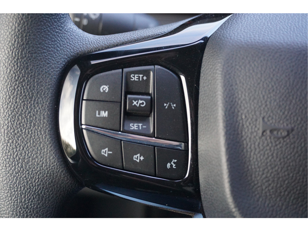 43715664-ford-transit-custom-15