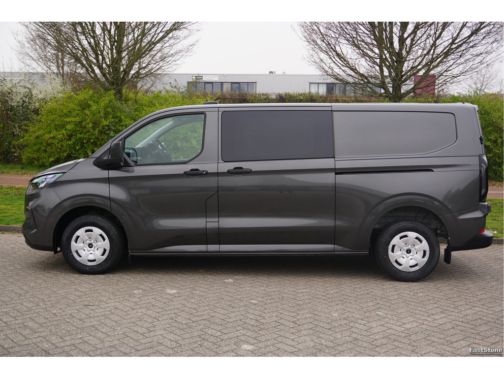 43715664-ford-transit-custom-2