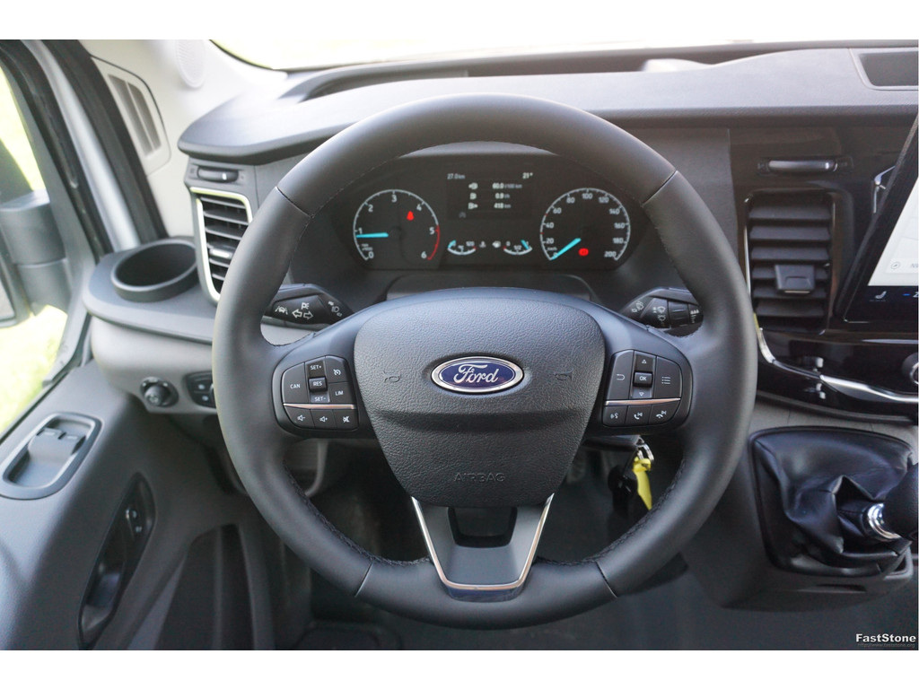 45143324-ford-transit-11