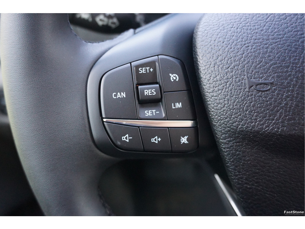 45143324-ford-transit-16