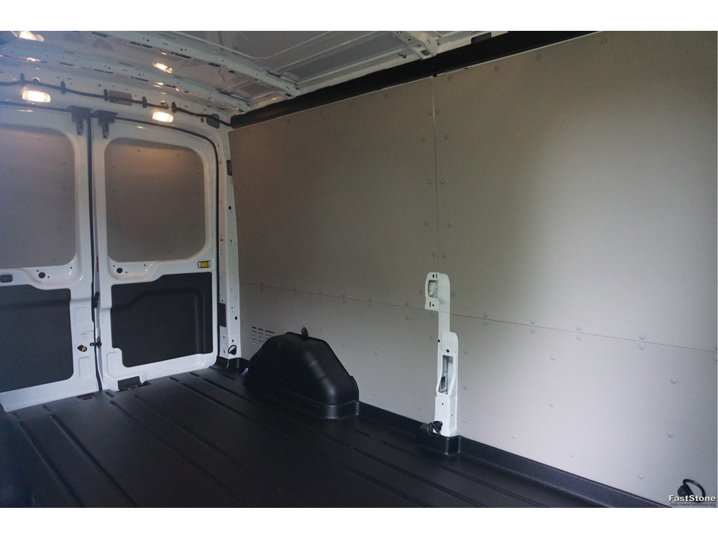 45257064-ford-transit-8