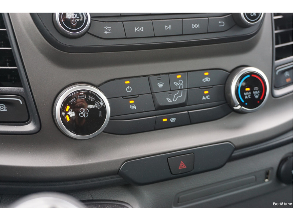 46562670-ford-transit-13