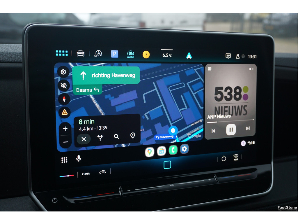 47068514-volkswagen-crafter-13