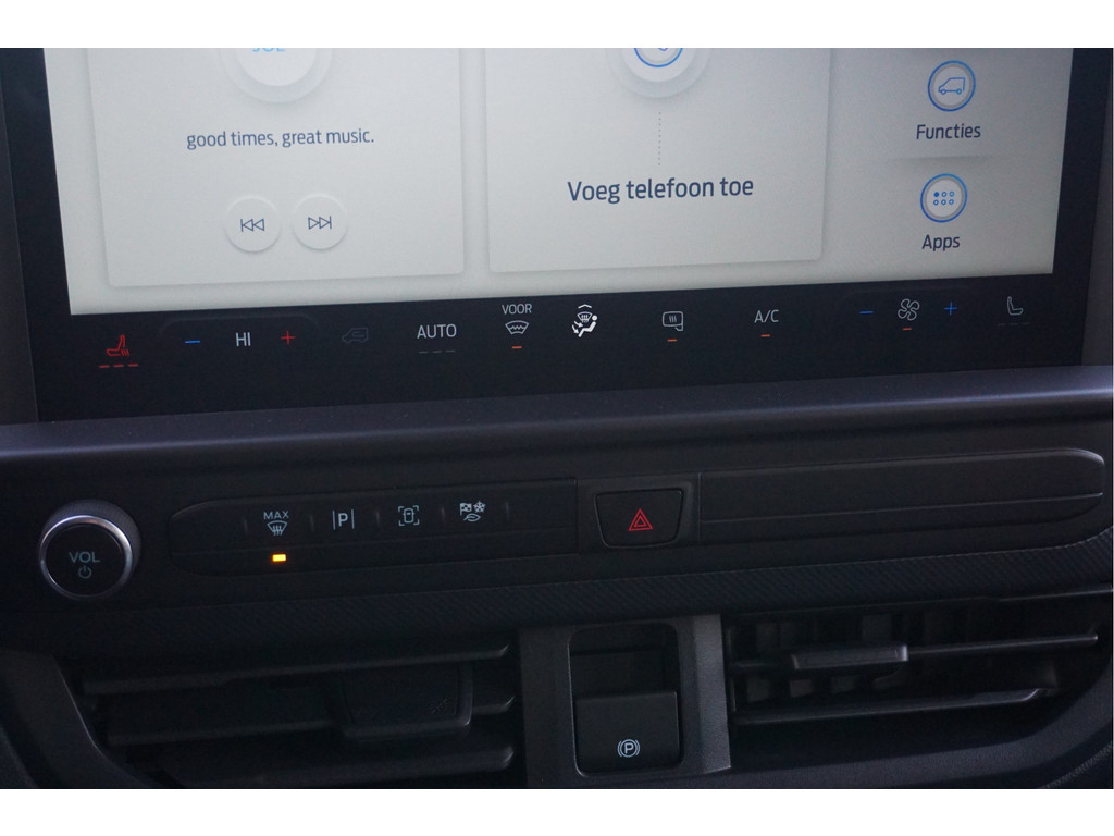 47089104-ford-transit-custom-13