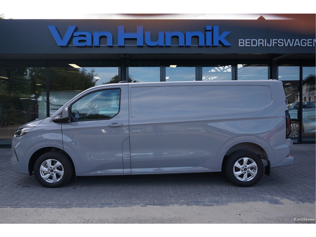 47942094-ford-transit-custom-2
