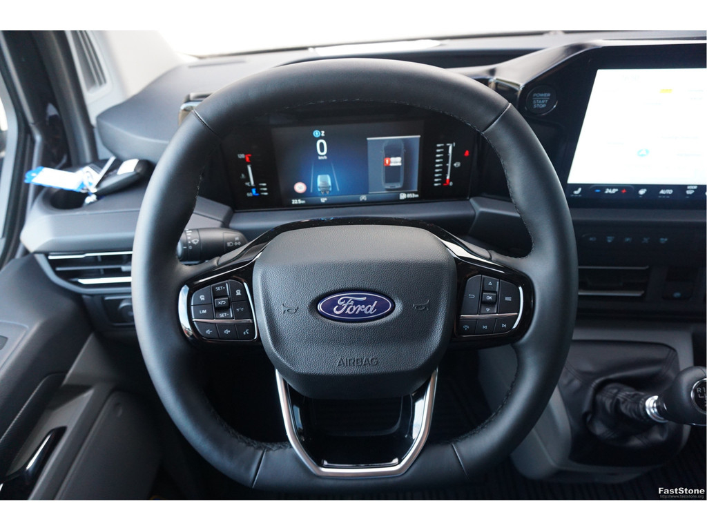 47942376-ford-transit-custom-10