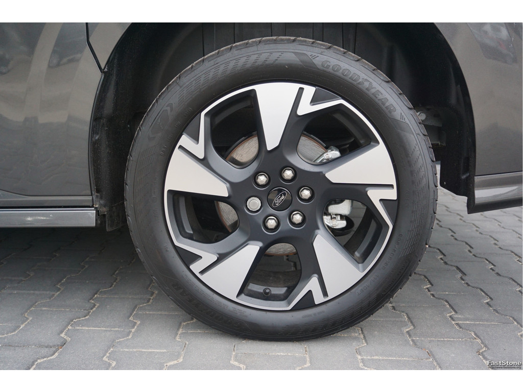 47964539-ford-transit-custom-23