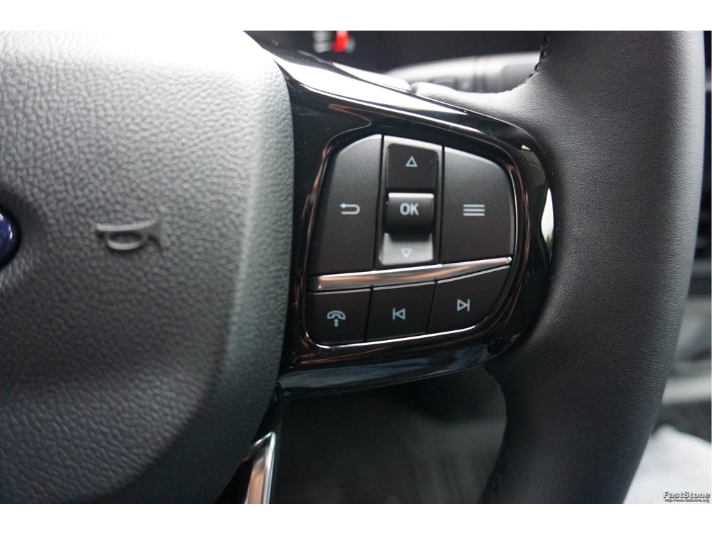 47968482-ford-transit-custom-13