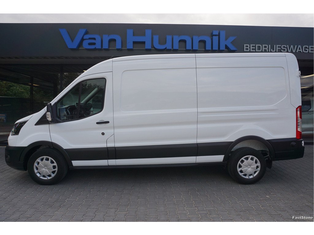 47983509-ford-transit-2