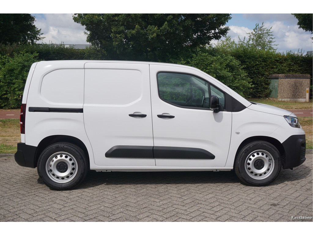 48017507-fiat-e-doblo-5