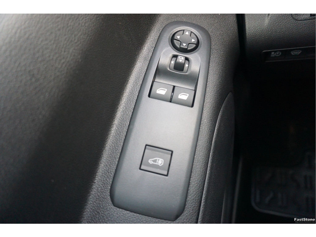 48017571-fiat-e-doblo-16