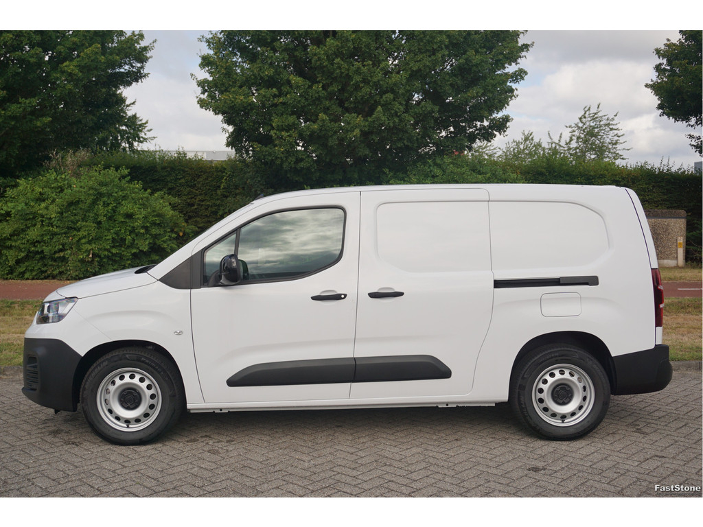 48017657-fiat-e-doblo-2