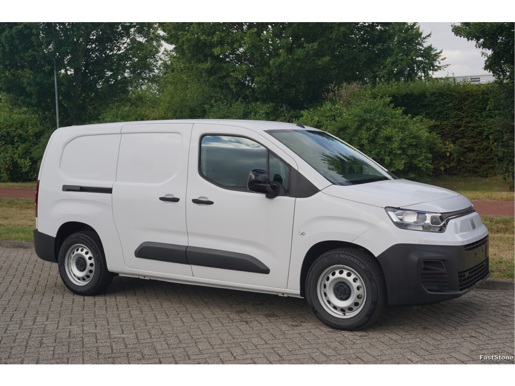 48017657-fiat-e-doblo-6