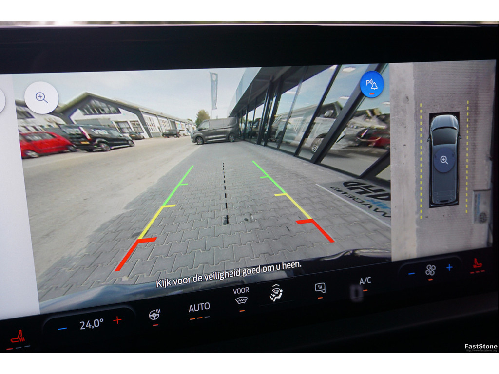 48125136-ford-transit-custom-14