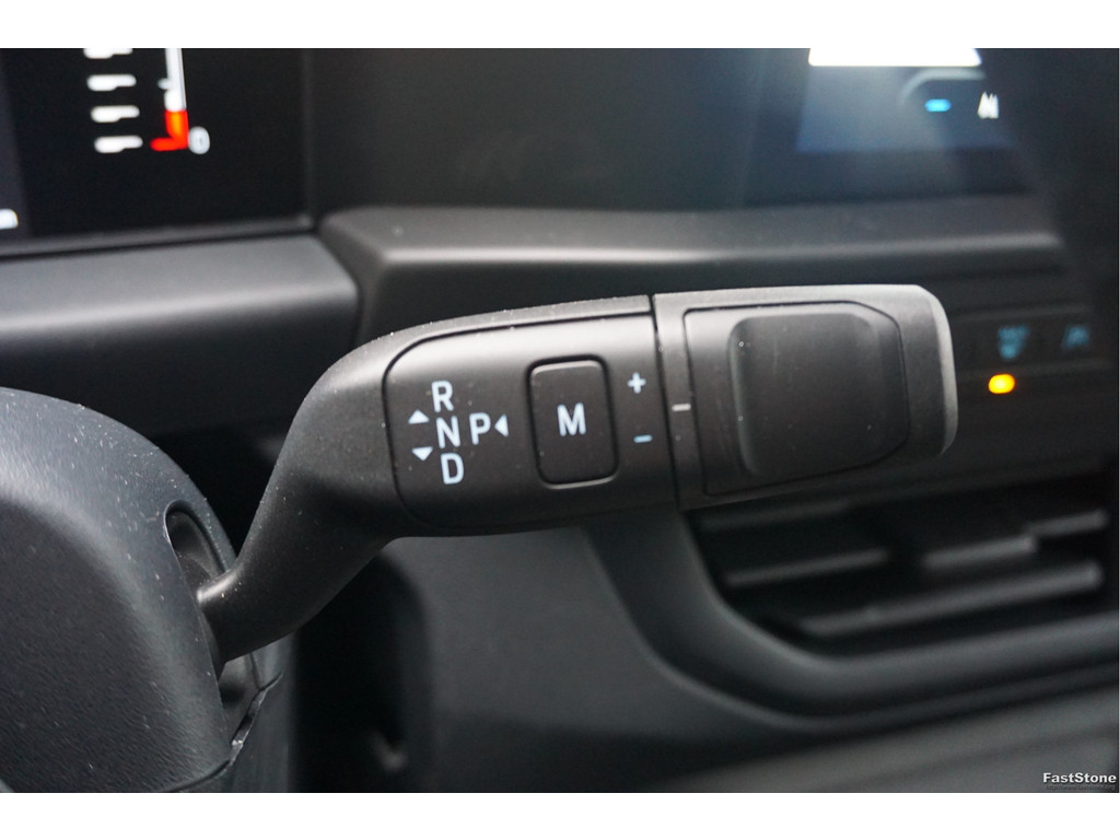 48131287-ford-transit-custom-13