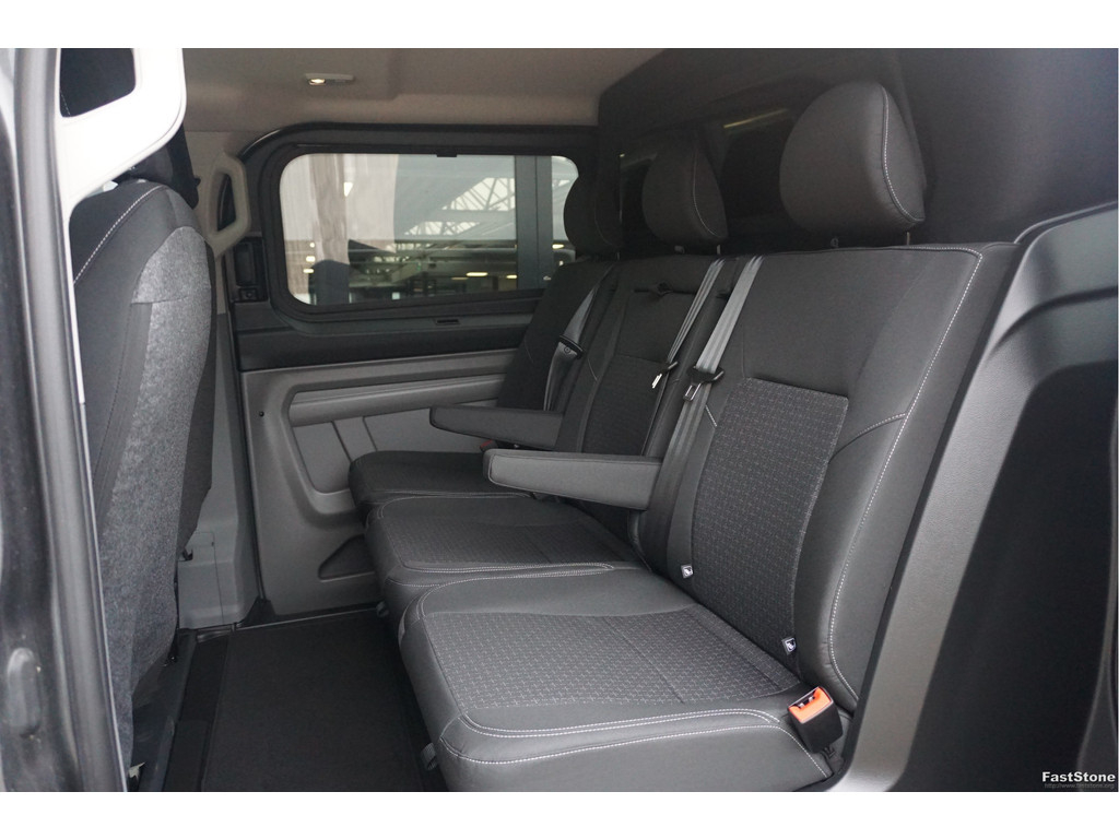 48131287-ford-transit-custom-14