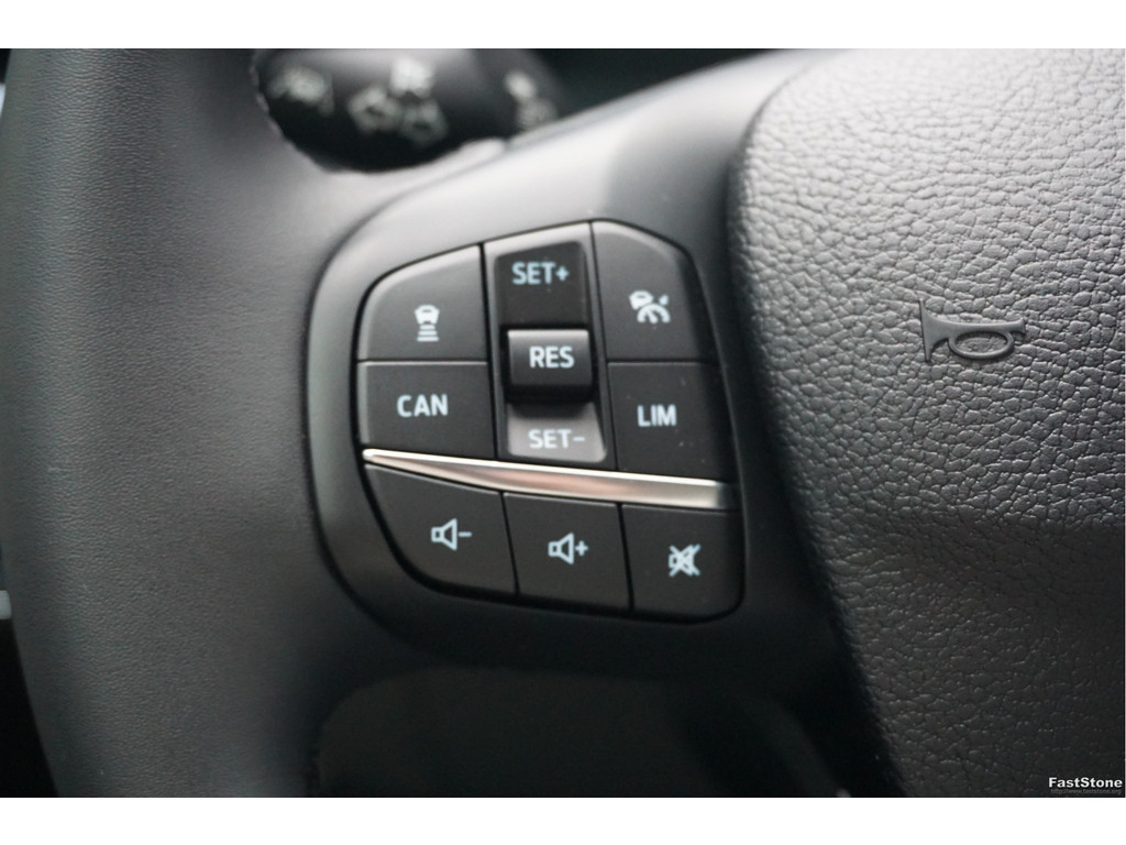 48395170-ford-transit-14