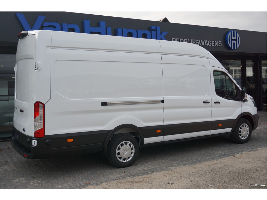 48400589-ford-transit-5