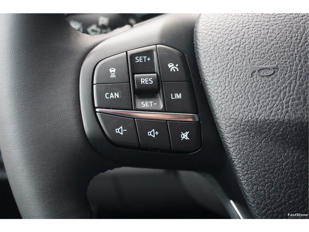 48404406-ford-transit-15