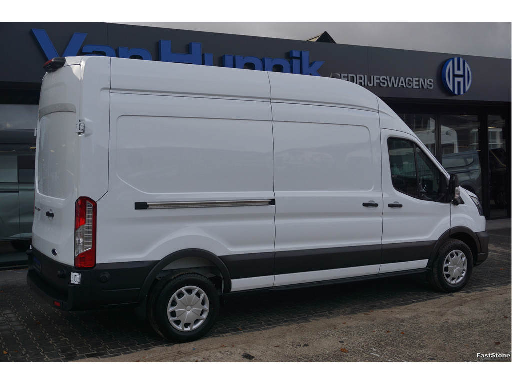 48404406-ford-transit-5