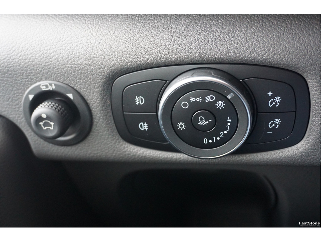 48405119-ford-transit-17