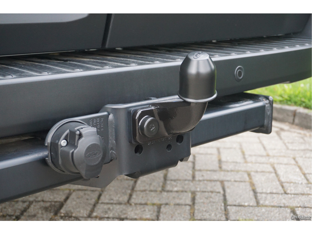 48406759-ford-transit-14