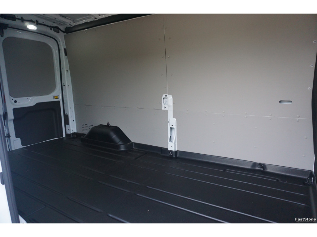 48406852-ford-transit-8