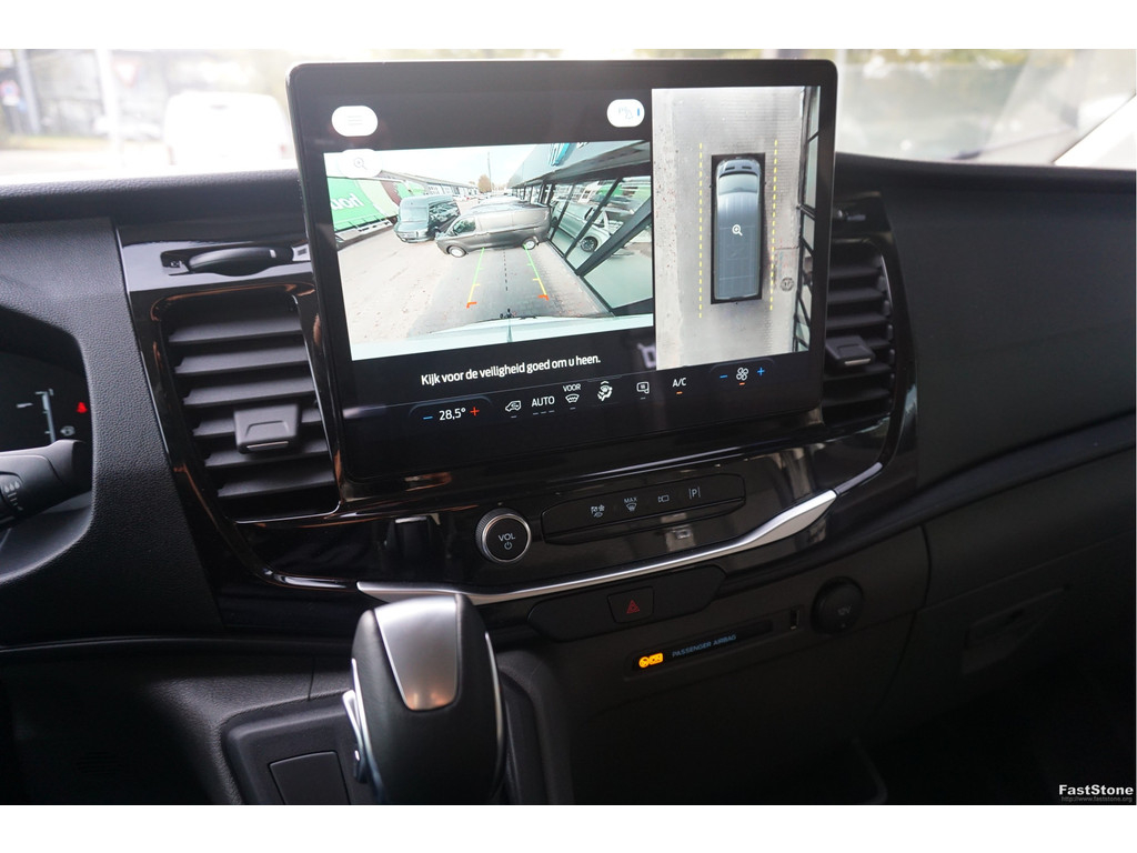 48910016-ford-transit-10