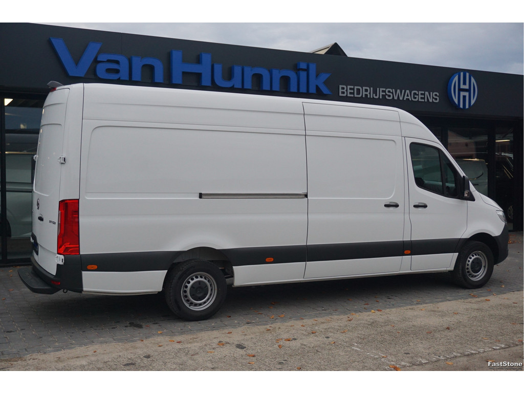48971959-mercedes-benz-sprinter-5