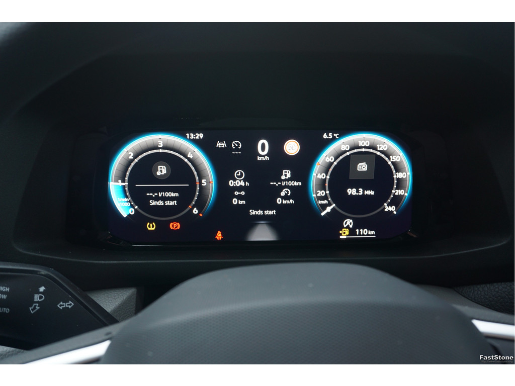 49277258-volkswagen-crafter-12